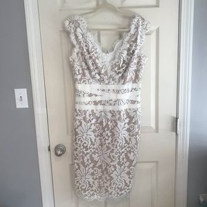 Tadashi Shoji white lace embroidered dress